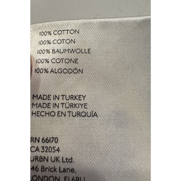 Urban Outfitters Crochet Crop Top Women’s Size Small Colorful Handkerchief Hem - Picture 9 of 10